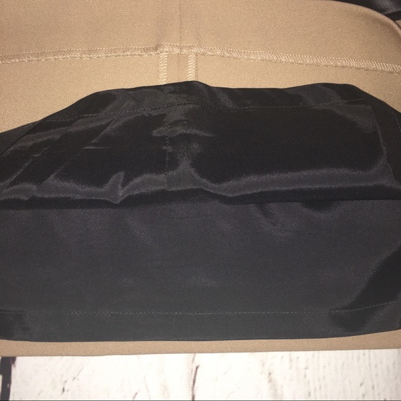 Express Minus The Leather Tan and Black Mini Skirt - Picture 4 of 6